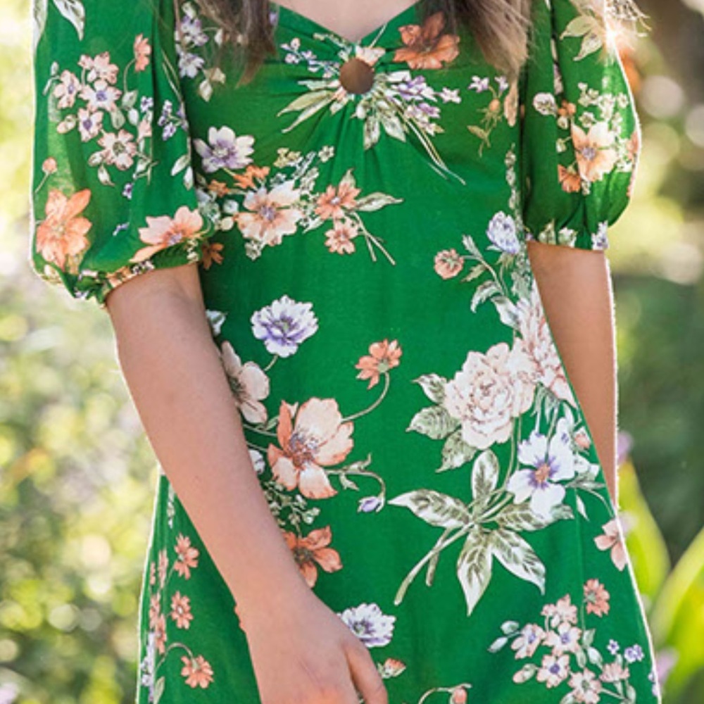 Sim & Sam Green Tropical Puff Sleeve Dress